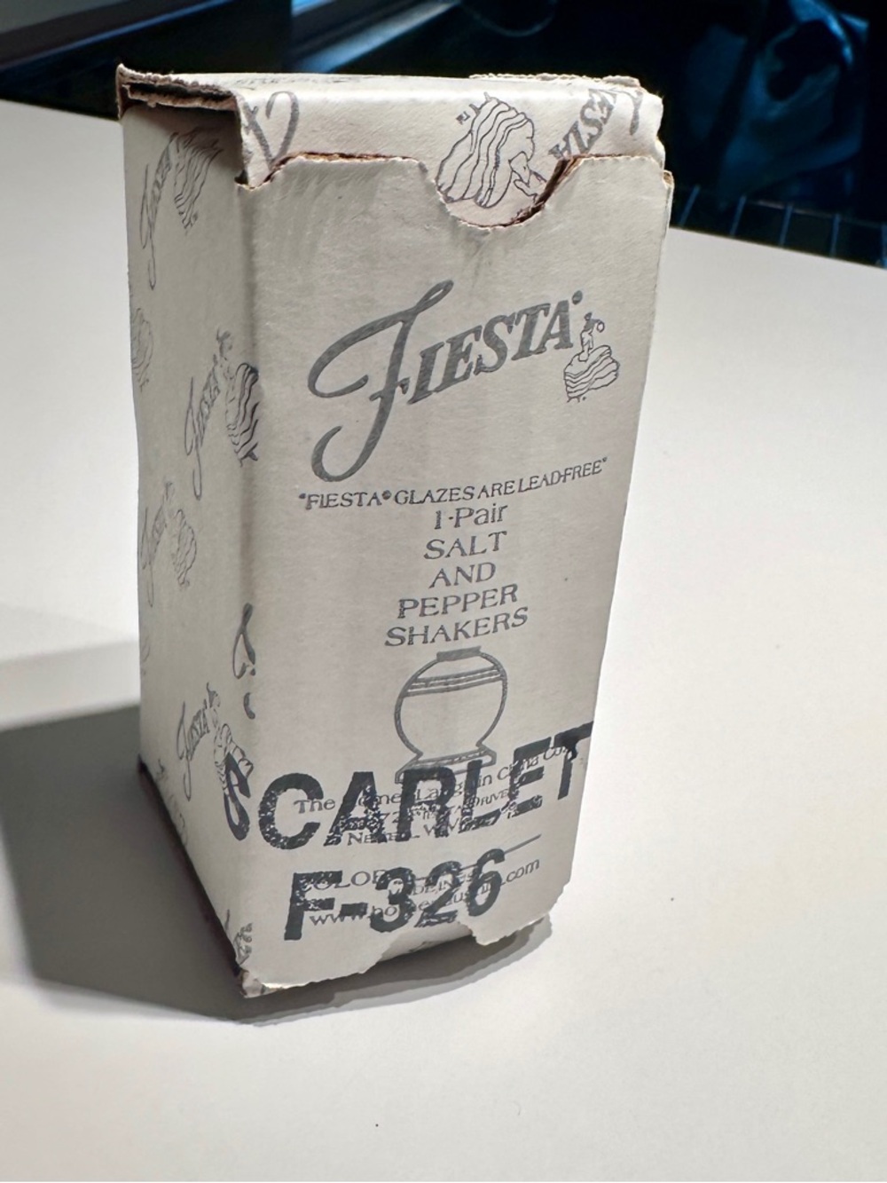 NEW IN BOX Fiesta Scarlet Salt & Pepper Shakers - Picture 5 of 5
